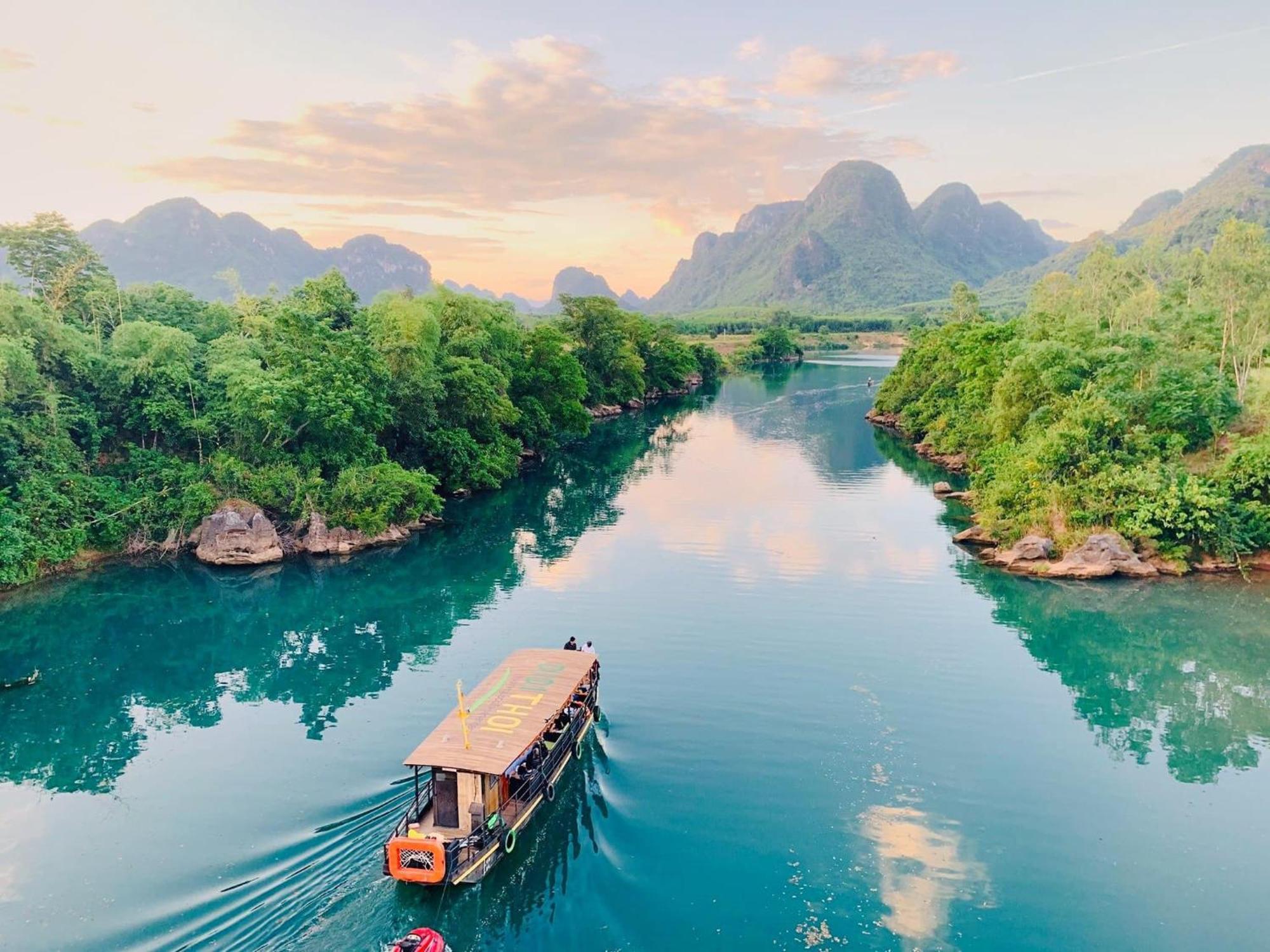 Palafita Bungalow Phong Nha Esterno foto