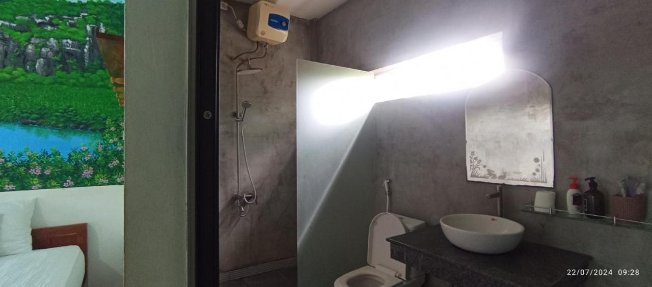 Palafita Bungalow Phong Nha Esterno foto